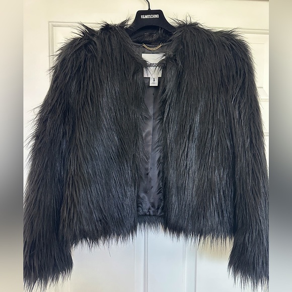 H&M x MOSCHINO Faux Fur Jacket - Picture 3 of 6